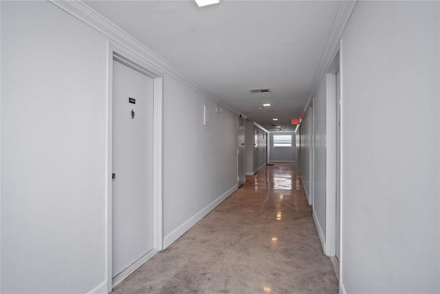 3212 NE 12th Street 203, Pompano Beach, FL 33062