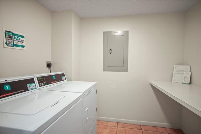 3212 NE 12th Street 203, Pompano Beach, FL 33062