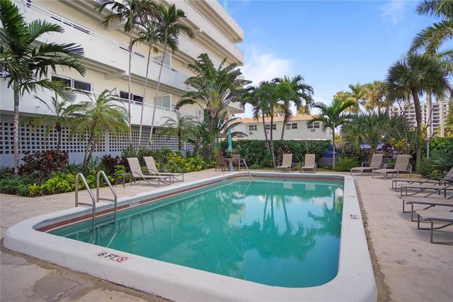 3212 NE 12th Street 203, Pompano Beach, FL 33062