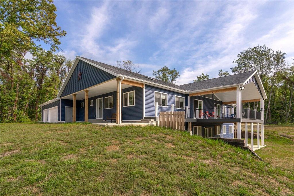 60171 M 43, Bangor, MI 49013