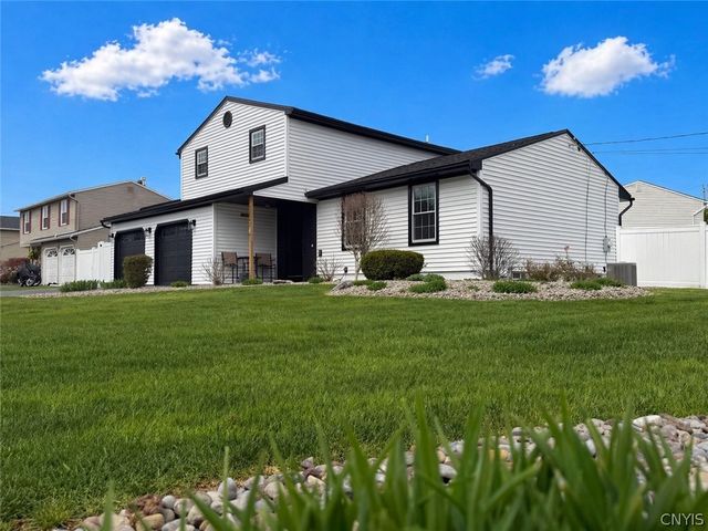 5343 Amalfi Drive, Clay, NY 13041