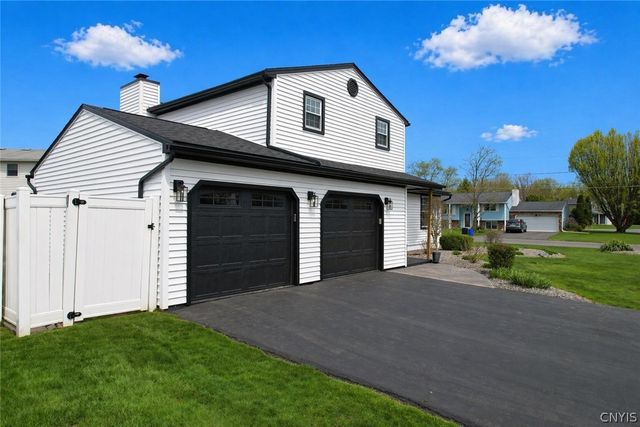 5343 Amalfi Drive, Clay, NY 13041
