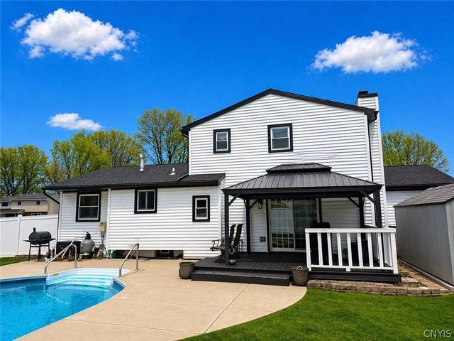 5343 Amalfi Drive, Clay, NY 13041