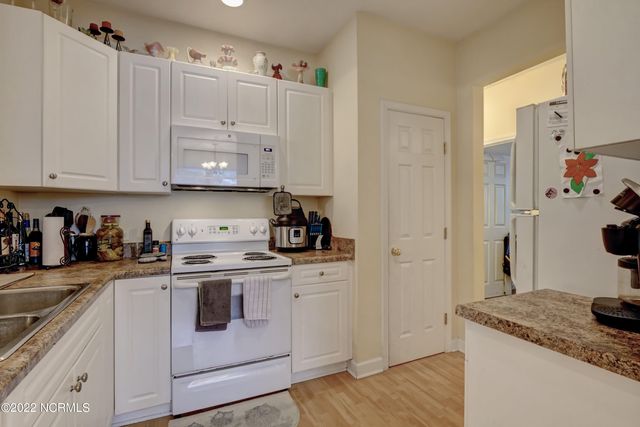 736 Indica Court Apt 101, Wilmington, NC 28405