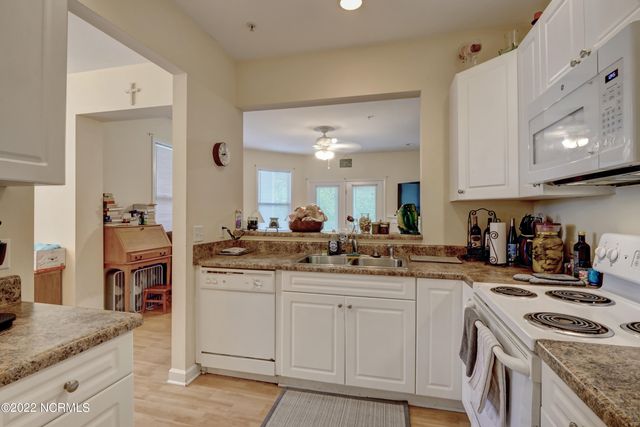 736 Indica Court Apt 101, Wilmington, NC 28405