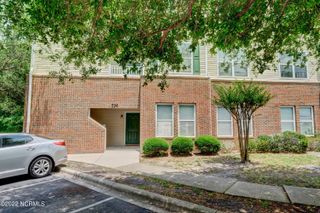 736 Indica Court Apt 101, Wilmington, NC 28405