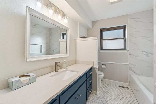 6705 N Barr Avenue, Oklahoma City, OK 73132