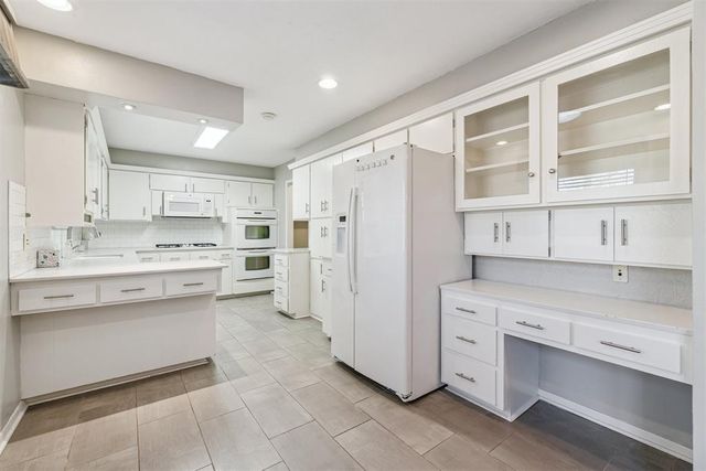 6705 N Barr Avenue, Oklahoma City, OK 73132