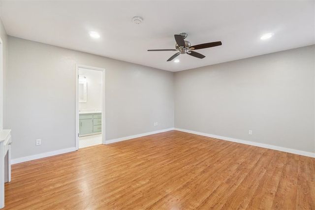 6705 N Barr Avenue, Oklahoma City, OK 73132