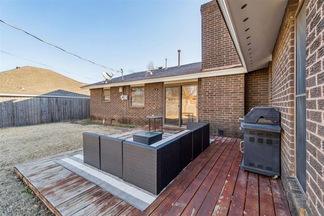 6705 N Barr Avenue, Oklahoma City, OK 73132