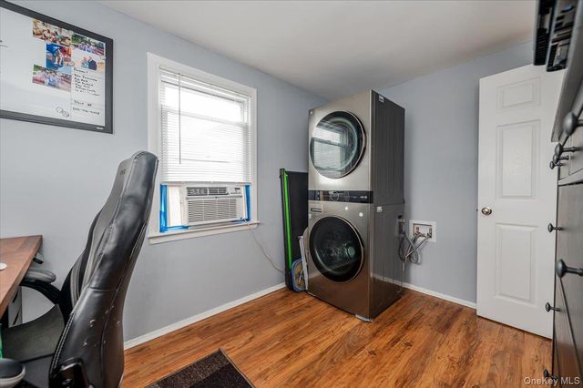 365 W Hudson Street, Long Beach, NY 11561