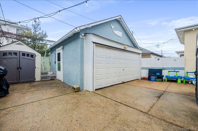 365 W Hudson Street, Long Beach, NY 11561