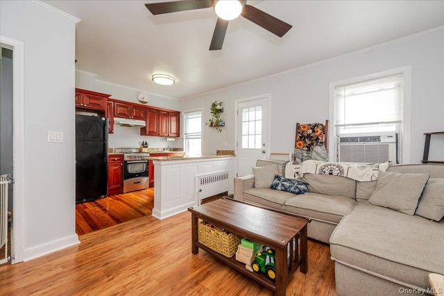 365 W Hudson Street, Long Beach, NY 11561