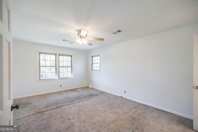 5624 Rogers Road, Lizella, GA 31052