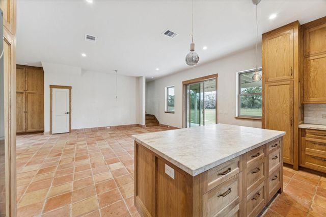 1799 Lilley Yeager Loop S, Cleveland, TX 77328