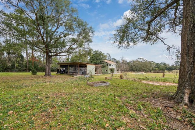 1799 Lilley Yeager Loop S, Cleveland, TX 77328