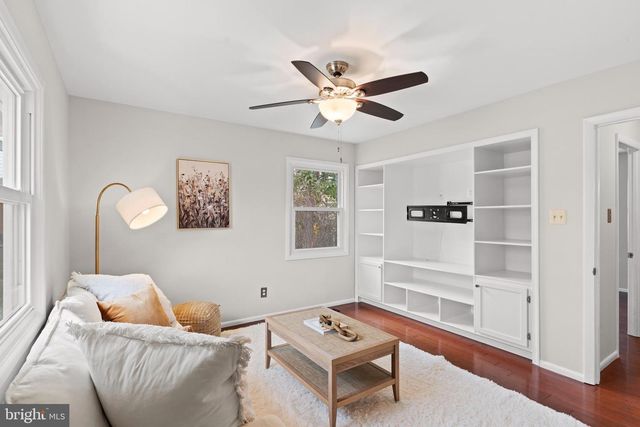 13124 PAVILION LN, Fairfax, VA 22033