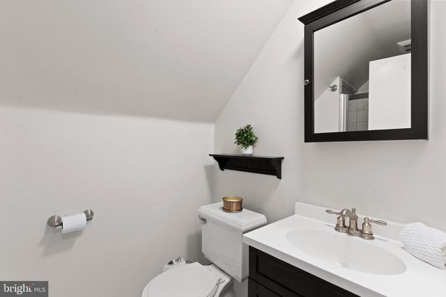 13124 PAVILION LN, Fairfax, VA 22033