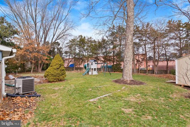 13124 PAVILION LN, Fairfax, VA 22033