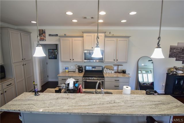 4 Forest Lake Drive, Tuscaloosa, AL 35401