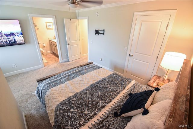 4 Forest Lake Drive, Tuscaloosa, AL 35401