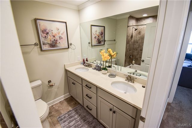 4 Forest Lake Drive, Tuscaloosa, AL 35401