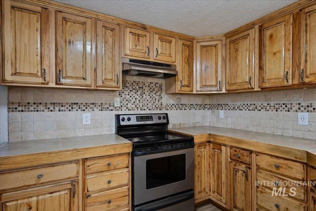 568 Baker Street, Twin Falls, ID 83301