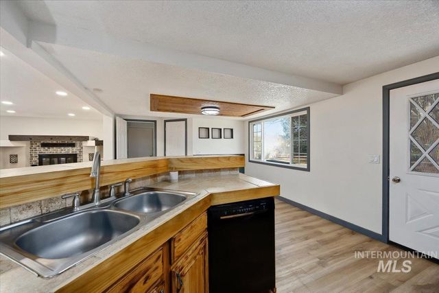 568 Baker Street, Twin Falls, ID 83301