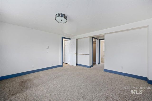 568 Baker Street, Twin Falls, ID 83301