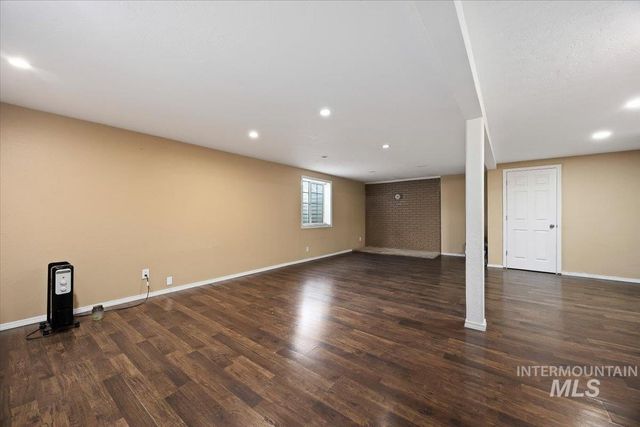 568 Baker Street, Twin Falls, ID 83301