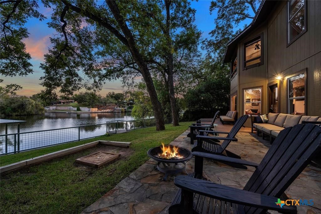 1100 Long Mountain Drive, Burnet, TX 78611