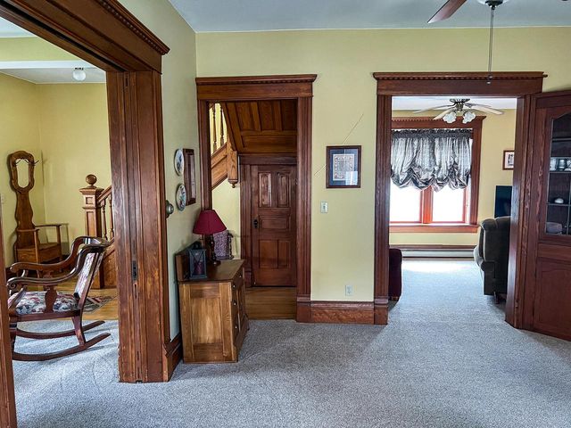 2126 Market STREET, La Crosse, WI 54601