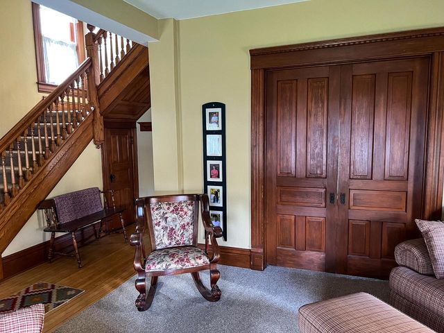 2126 Market STREET, La Crosse, WI 54601