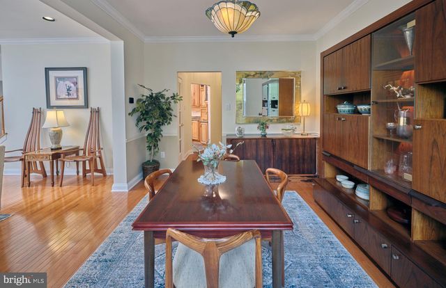 28 WOODBRIDGE DR, Doylestown, PA 18901