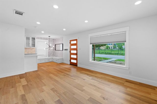 1701 Brentwood ST, Austin, TX 78757