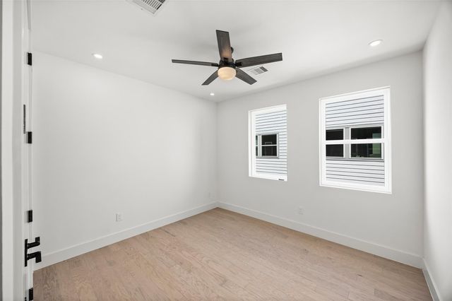 1424 W 23rd Street C, Houston, TX 77008