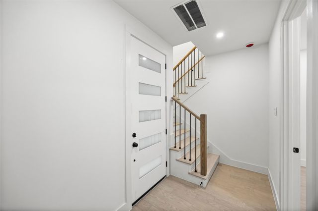 1424 W 23rd Street C, Houston, TX 77008