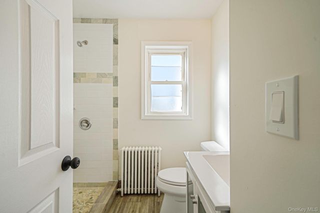 470 Miller Avenue, Freeport, NY 11520