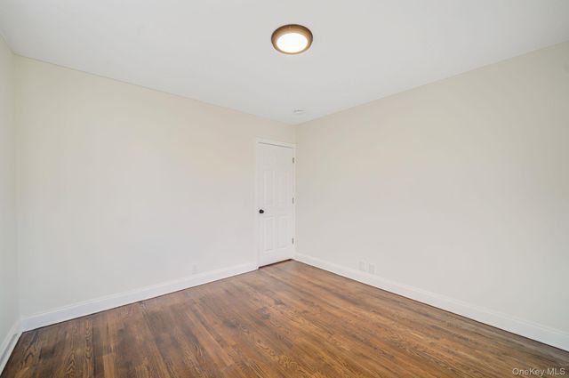 470 Miller Avenue, Freeport, NY 11520