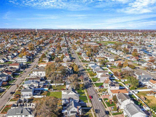 470 Miller Avenue, Freeport, NY 11520