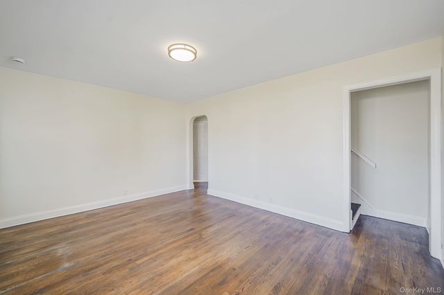 470 Miller Avenue, Freeport, NY 11520