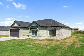 5845 Bluestem Way, Chelsea, OK 74016
