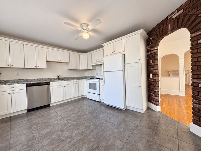 50 Vinal Ave 2, Somerville, MA 02143