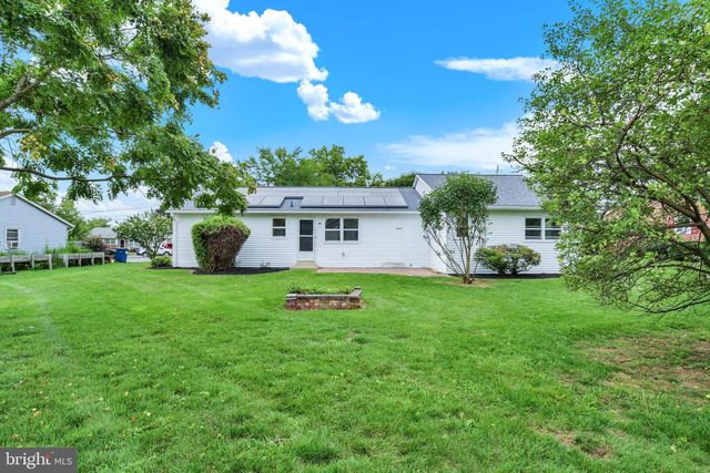1331 S DUKE ST, Palmyra, PA 17078