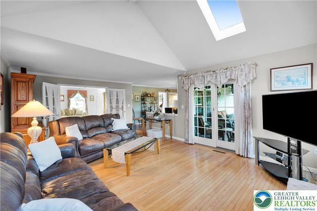 3755 Lindy Drive, North Whitehall Twp, PA 18069