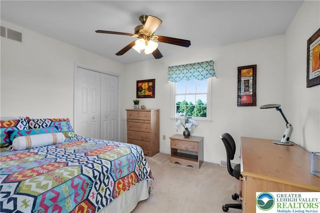 3755 Lindy Drive, North Whitehall Twp, PA 18069