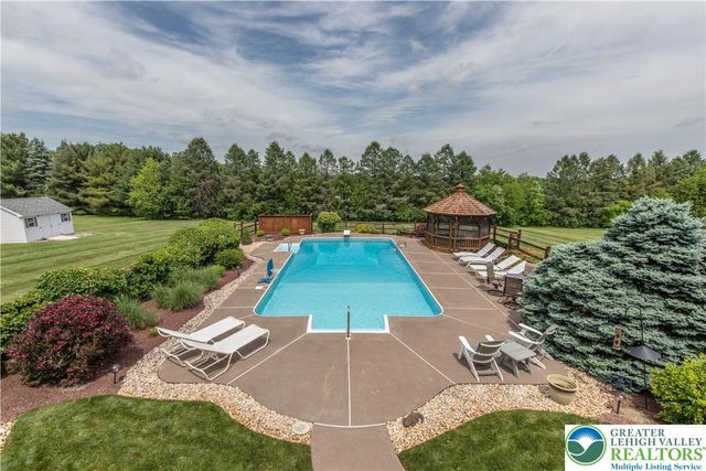 3755 Lindy Drive, North Whitehall Twp, PA 18069