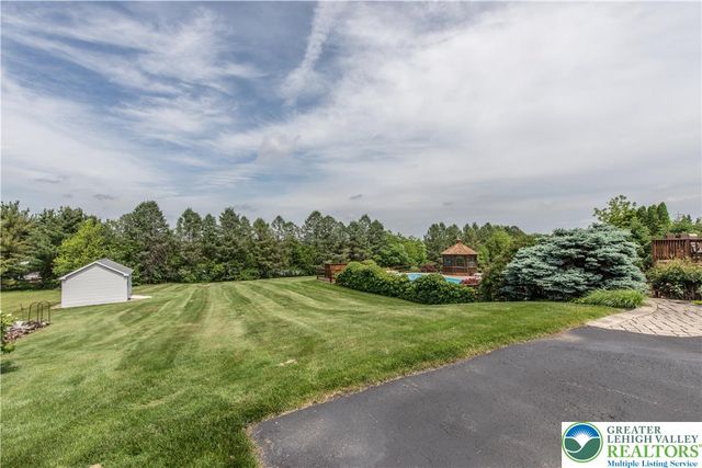 3755 Lindy Drive, North Whitehall Twp, PA 18069