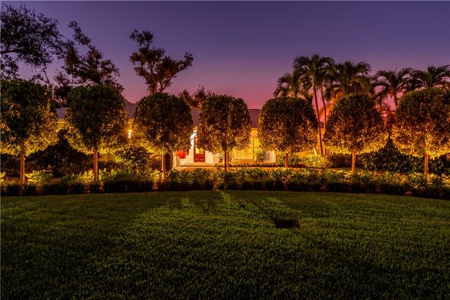 555 Honeysuckle Lane, Vero Beach, FL 32963