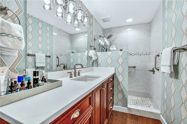 555 Honeysuckle Lane, Vero Beach, FL 32963